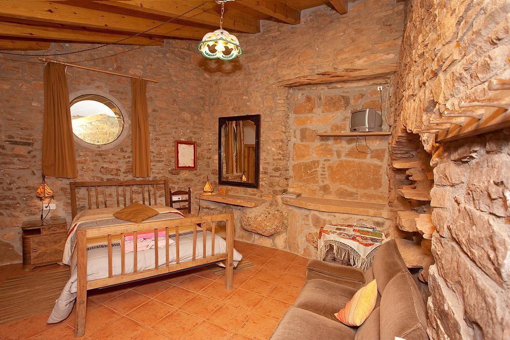 Masia Massanes Guest House Tiurana Exterior photo