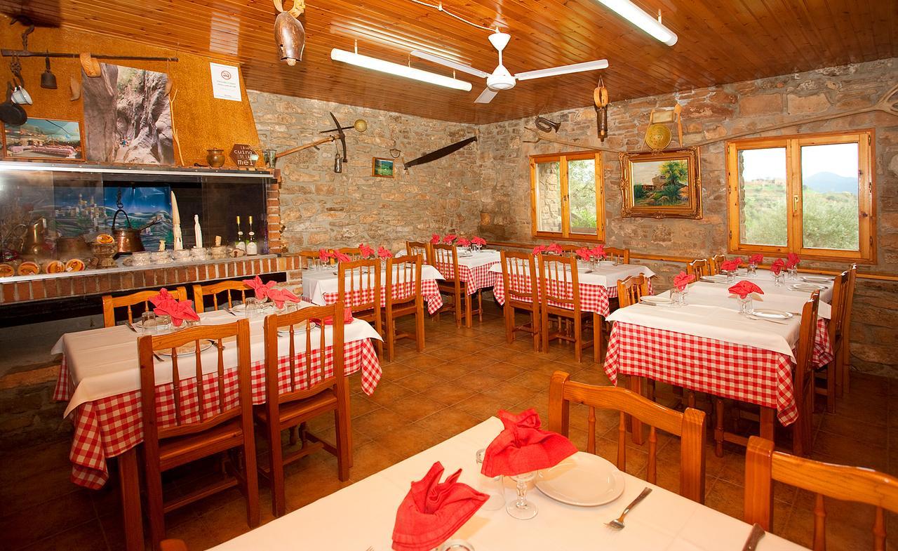 Masia Massanes Guest House Tiurana Exterior photo
